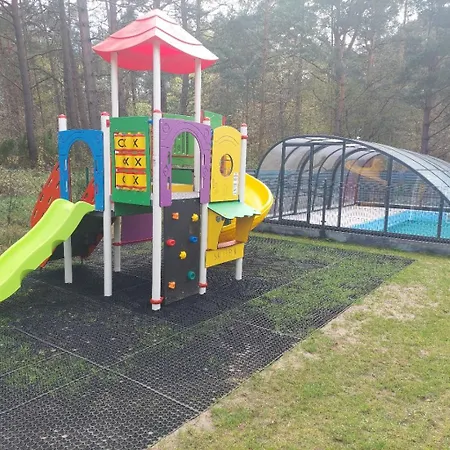 Ferienhaus Bursztynowo Z Basenem Ostrowo (Puck)