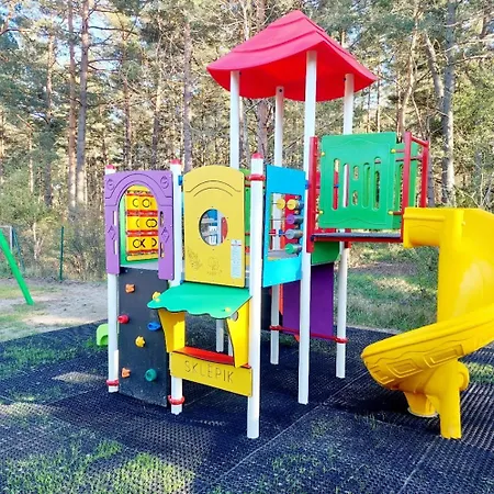 Bursztynowo Z Basenem Ferienhaus *