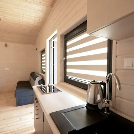 Ferienhaus Bursztynowo Z Basenem