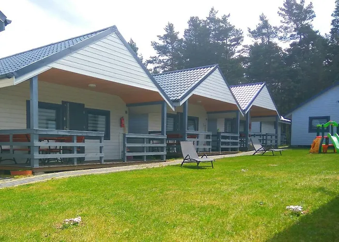 Bursztynowo Z Basenem Prázdninový dům Ostrowo (Puck)