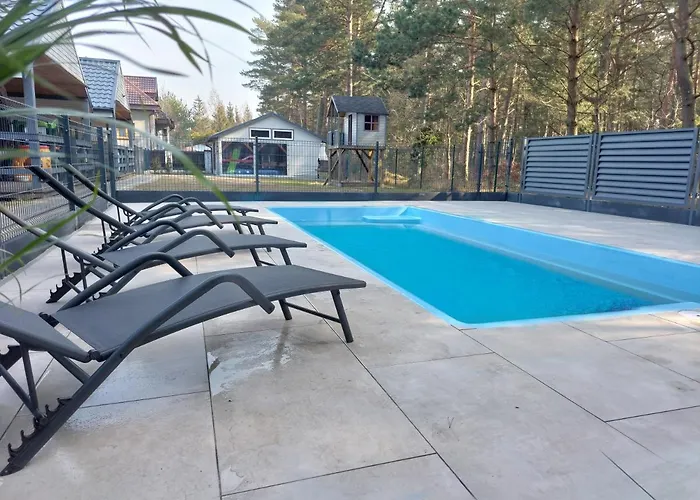 Сasa de vacaciones Bursztynowo Z Basenem *